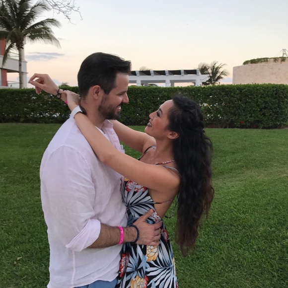 Tropical dress crisscross open back - Picture 4 of 4